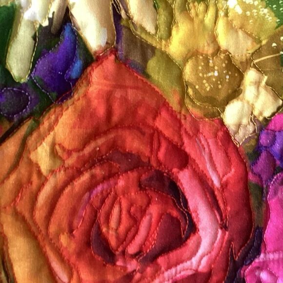 NWT. Color of Flowers Hand Crafted Quilted Wall Art - Picture 2 of 11